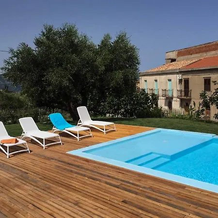 Hotel Alimunera Naso