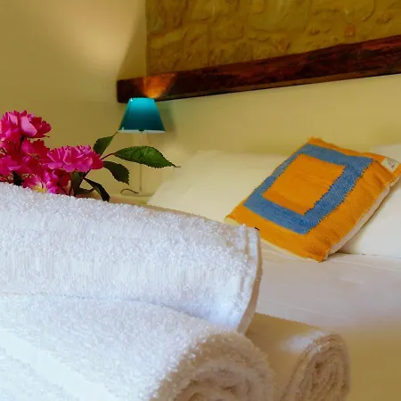 Hotel Alimunera Naso